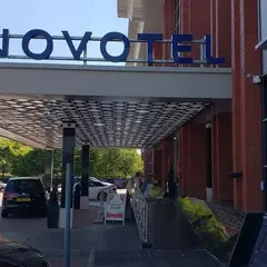ノボテル ロンドン ヒースロー エアポート T1 T2 ＆ T3