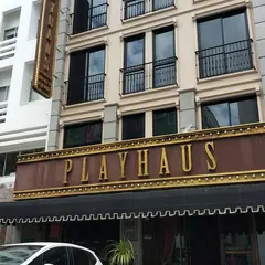 プレイハウス トンロー