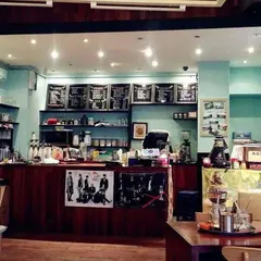 Alice's Table