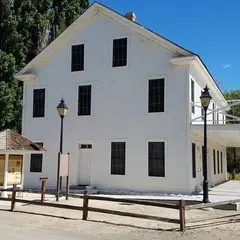 Buckland's Station