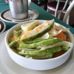 チャモロ亭