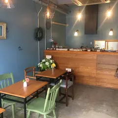MINGLE(ミングル） cafe&vintage shop