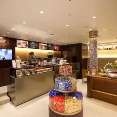 リンツ ショコラ カフェ 名古屋ラシック店