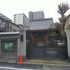感応寺