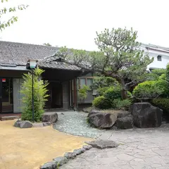 遊山ゲストハウス別館