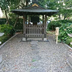 コッホ・北里神社