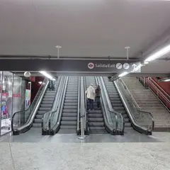プエルタ デル ソル駅