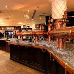 Paulaner im Tal