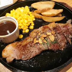夜景個室×肉バル 29 ○TOKYO （ニクマルトウキョウ）すすきの店