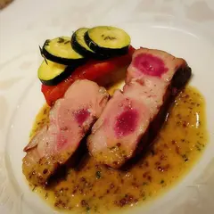 ル・マノアールダスティン