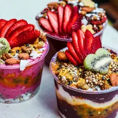 Cocomama's Cold Pressed Juices & Smoothies
