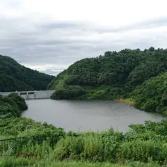 留山川ダム