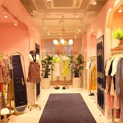 style nanda pink cafe