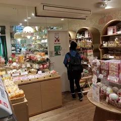 しろたんフレンズパーク原宿竹下通り