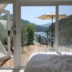 캠프통아일랜드 (Camptong Island)