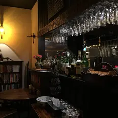 Cafe & Bar SKOOB （スクーブ）
