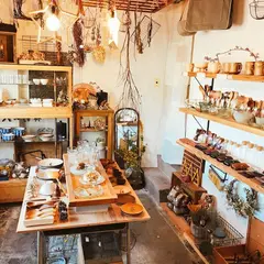緑と雑貨と器のお店 日々 nichi nichi