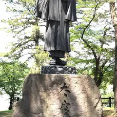太宰治銅像