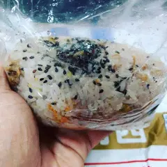 学士売飯糰