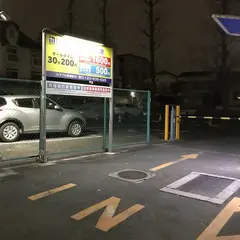 パークフリー２４小日向３丁目駐車場