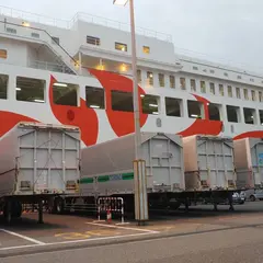 神戸港（六甲アイランド）