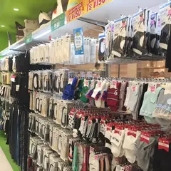 3COINS アルビ大阪店
