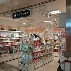 shop in なんばウォーク店