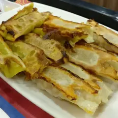 八方雲集