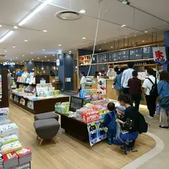 大垣書店アンドカフェ 神戸ハーバーランドumie店