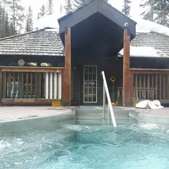 Emerald Lake Lodge