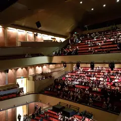 モーツァルトのための劇場（旧祝祭小劇場）