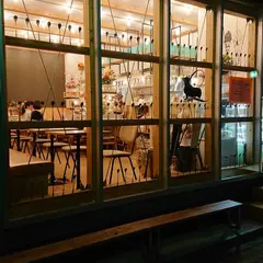 Cafe de Lyon Palette カフェドリオン パレット