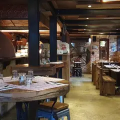 Pizzica, Pizzeria & Charcoal Grill