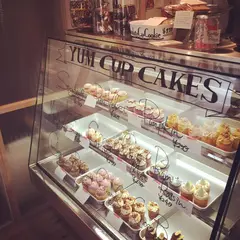 YUM CUP CAKES
