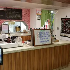 Joey's Kitchen at Whalers Village Shopping Center