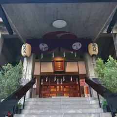 烏森神社本殿