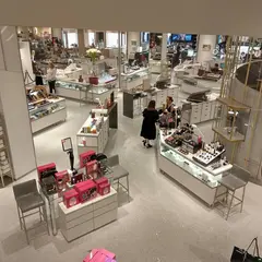 Saks Fifth Avenue