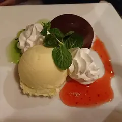 米助 新宿総本店