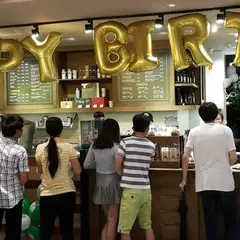 Phuc Long Coffee & Tea Express