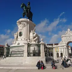 コメルシオ広場（Piazza Comercio）