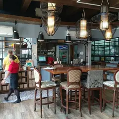 Rico's Lechon - MACTAN