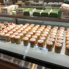 洋菓子＆銘菓ナカヤ