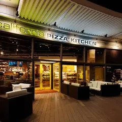 カリフォルニア・ピザ・キッチン ラゾーナ川崎店