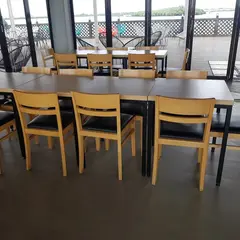 10,000 Roses Cafe & More