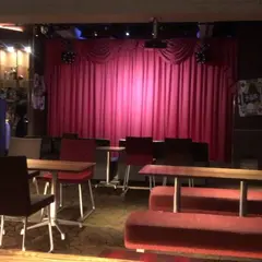 手品家 新宿店
