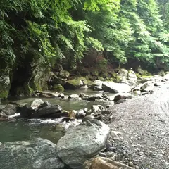 入川渓流観光釣場