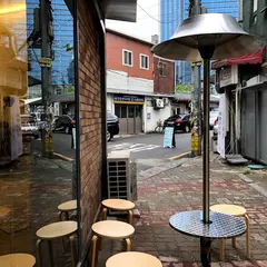 로우커피 스탠드