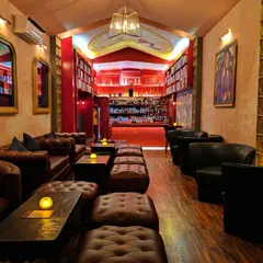 Menaka Lounge