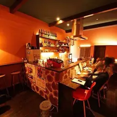 Bar de nikko くじら食堂