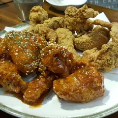 네네치킨 이대역점 (ネネチキン 梨大駅店)